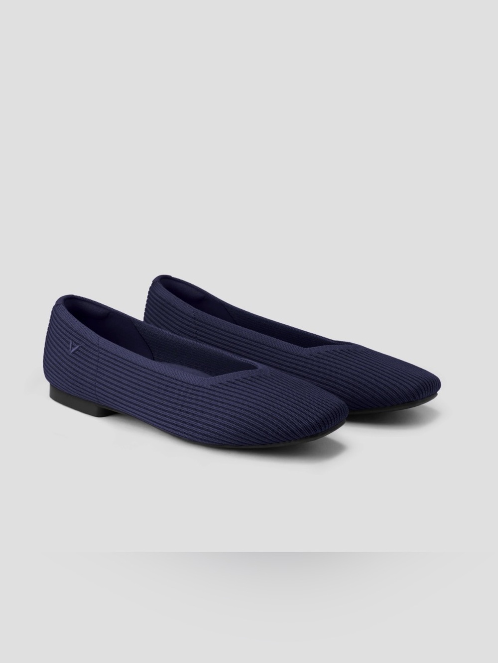 Vivaia Margot 2.0 Square Toe Flats Navy V-Cut Square Toe Size 38